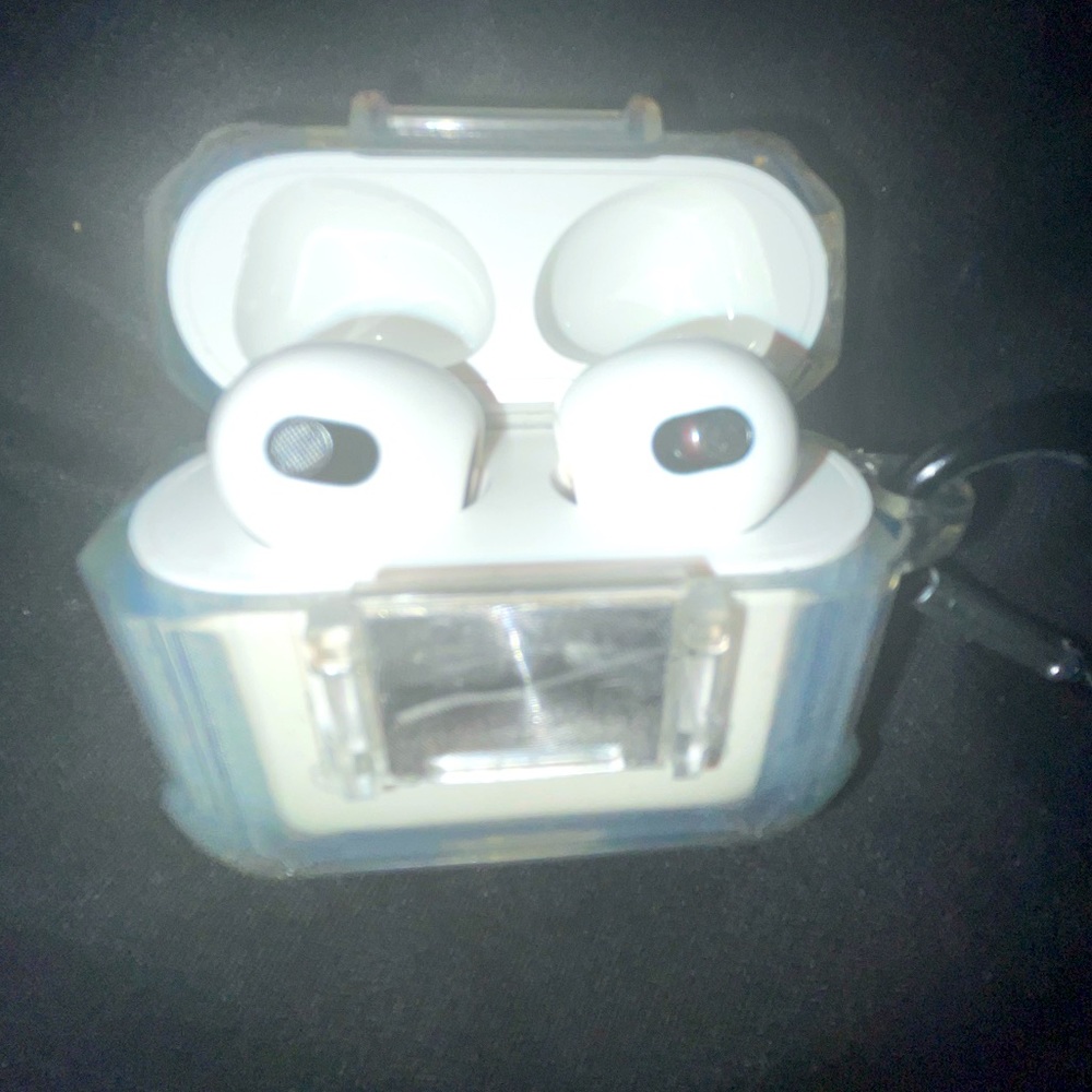 Apple AirPods generation 3